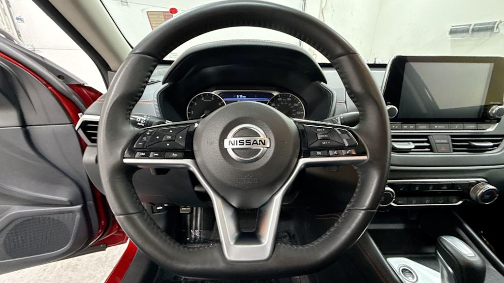 2019 Nissan Altima SR 9