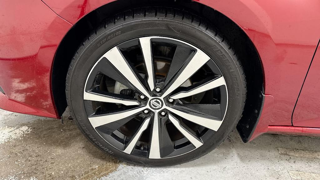 2019 Nissan Altima SR 7
