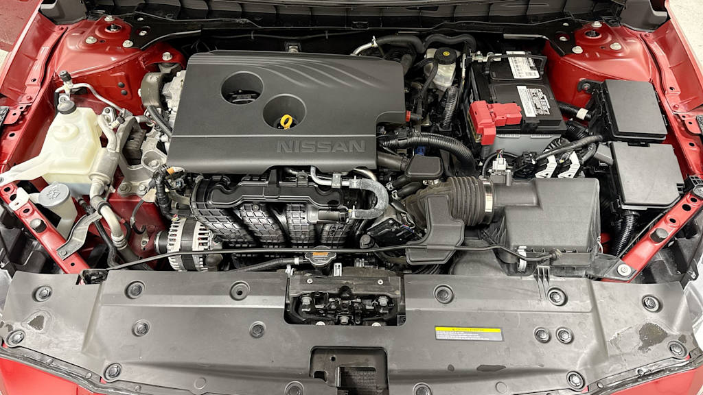 2019 Nissan Altima SR 8