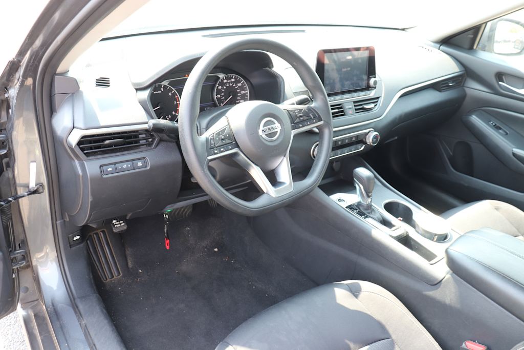 Thumbnail: 2022 Nissan Altima - 2