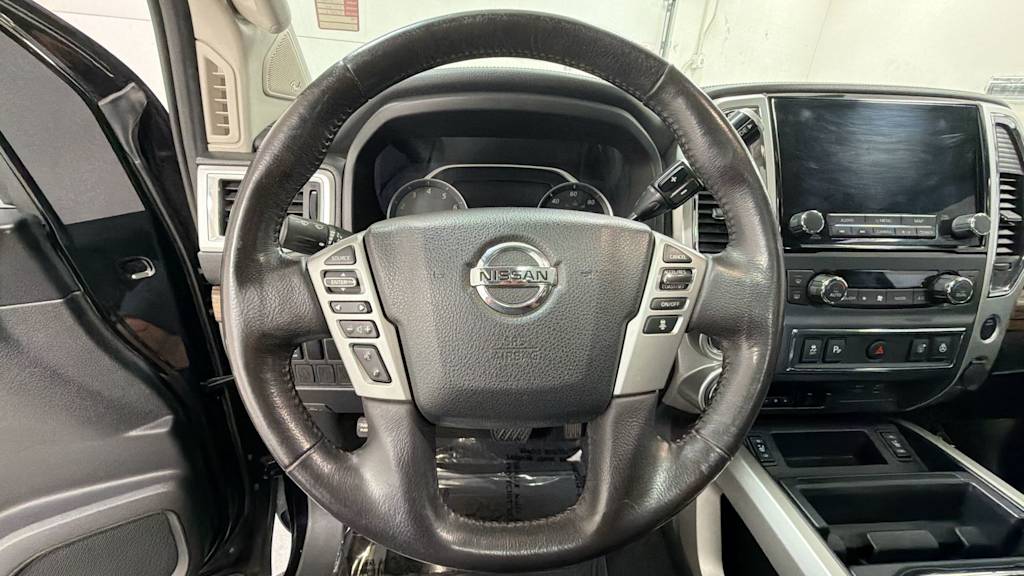 Thumbnail: 2020 Nissan Titan - 9