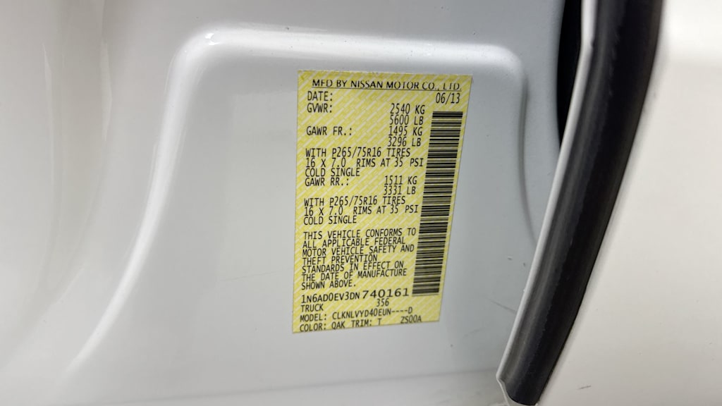 2013 Nissan Frontier PRO-4X 19
