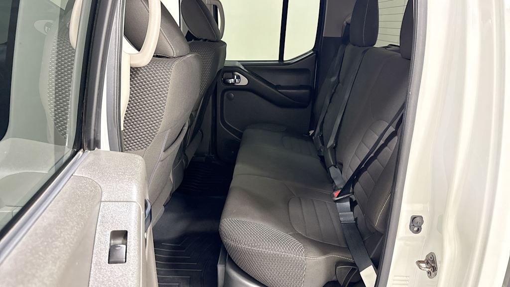 2013 Nissan Frontier PRO-4X 12