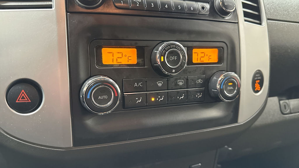 2013 Nissan Frontier PRO-4X 26