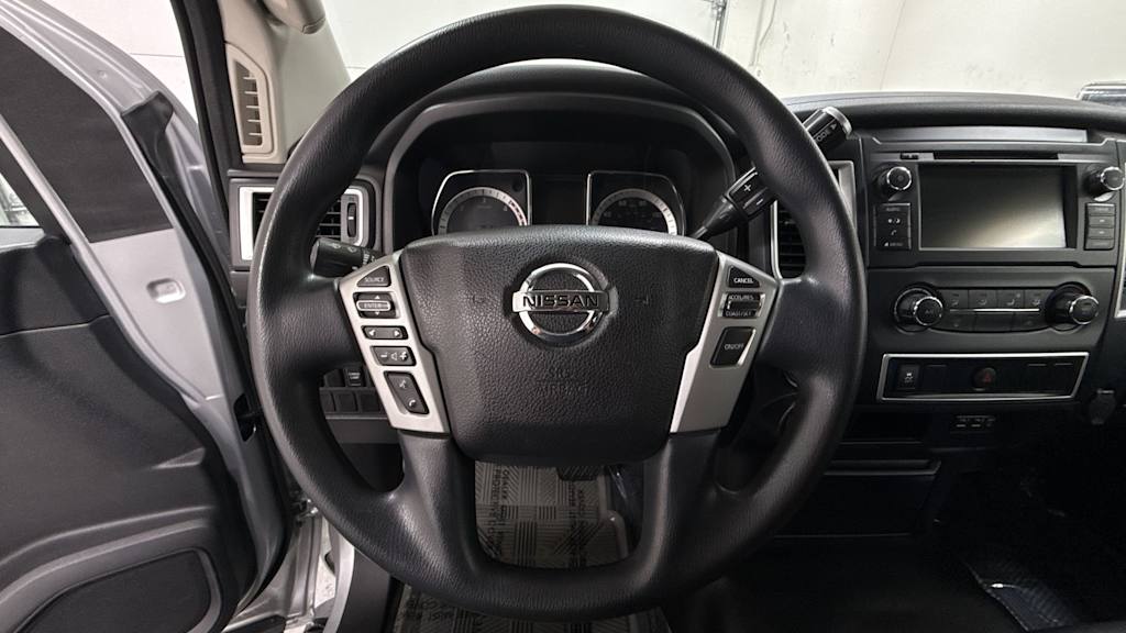 Thumbnail: 2019 Nissan Titan - 8