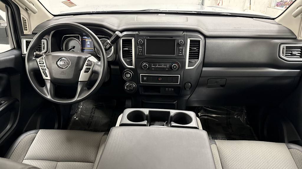 Thumbnail: 2019 Nissan Titan - 12