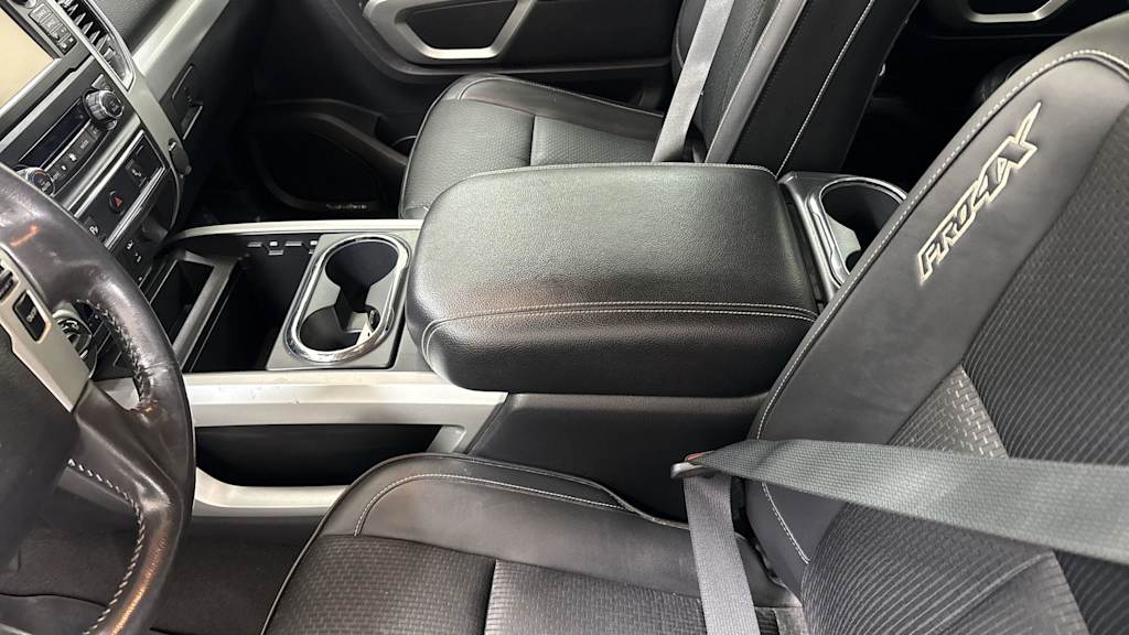 Thumbnail: 2017 Nissan Titan - 10