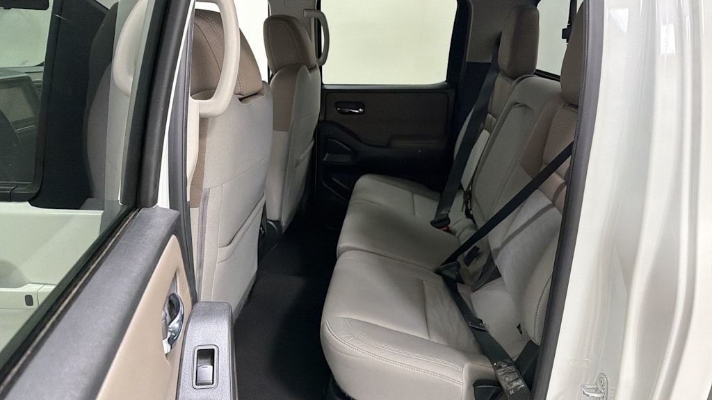 Thumbnail: 2022 Nissan Frontier - 12