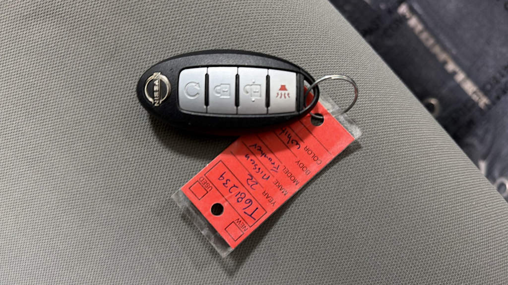 Thumbnail: 2022 Nissan Frontier - 18