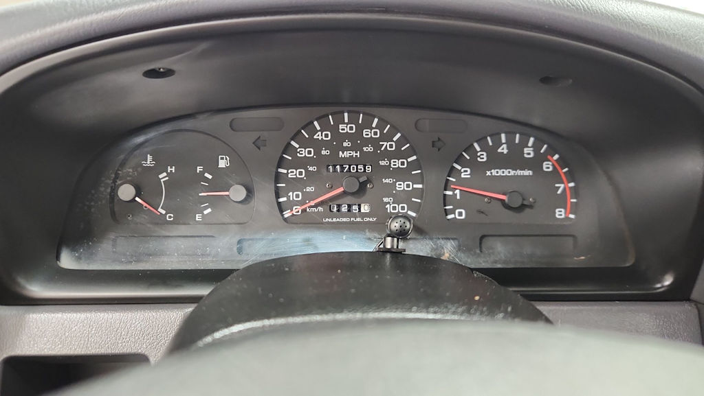 Thumbnail: 1996 Nissan Pickup - 14