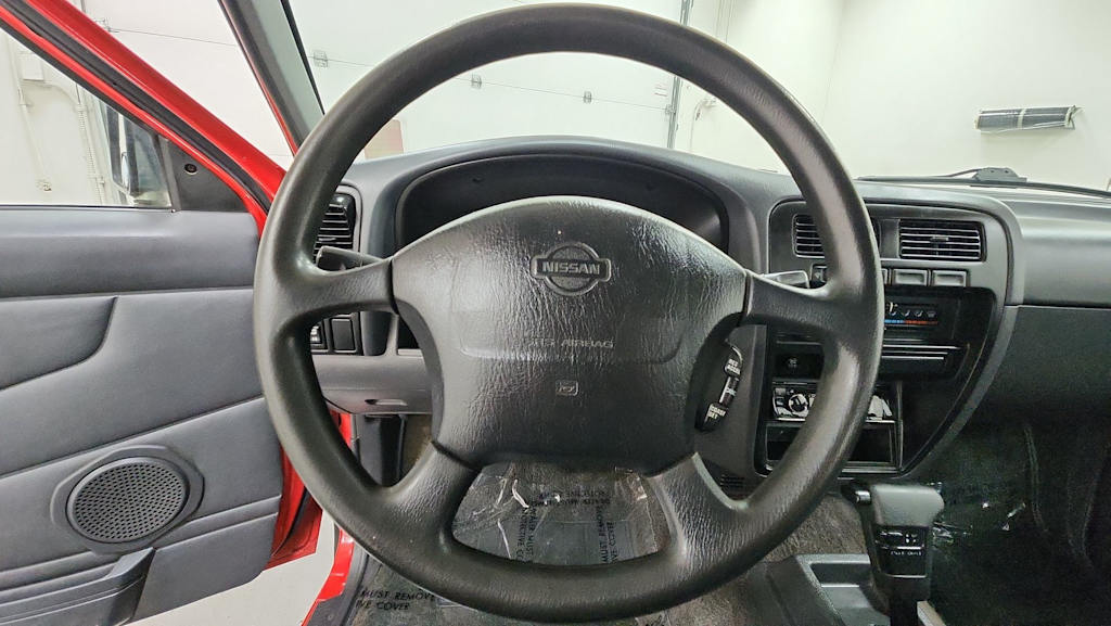 Thumbnail: 1996 Nissan Pickup - 7