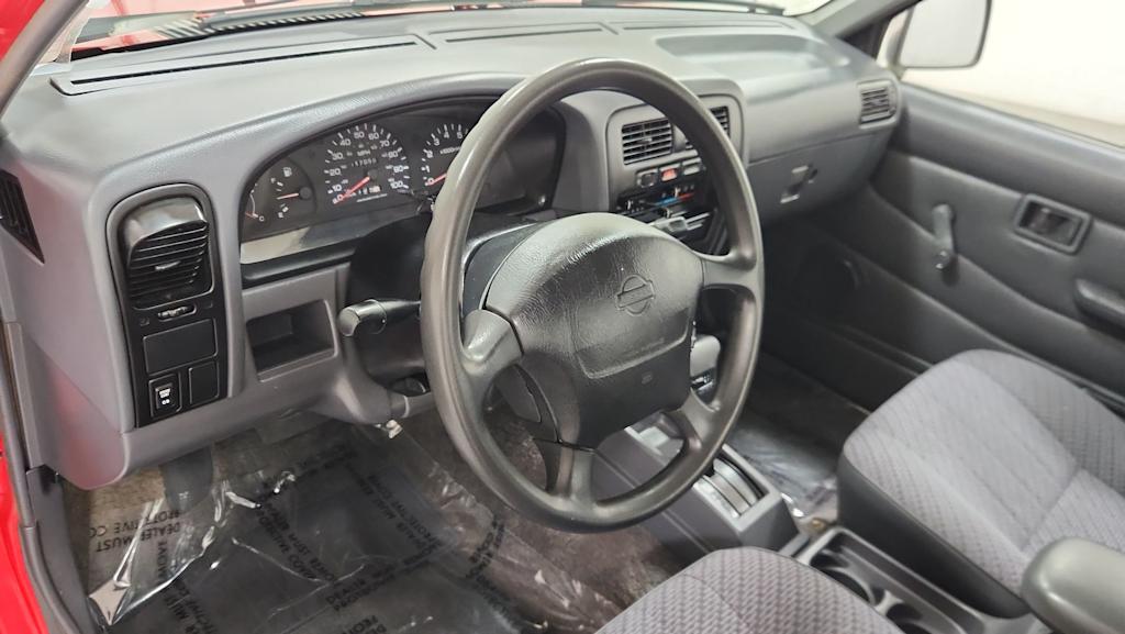 Thumbnail: 1996 Nissan Pickup - 2