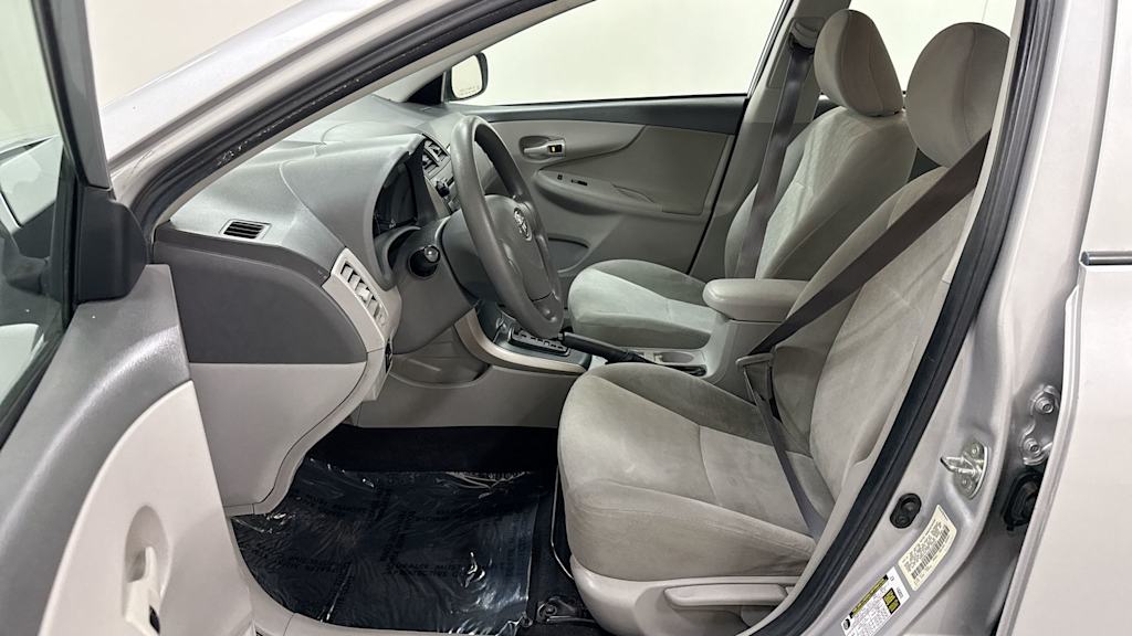 2009 Toyota Corolla LE 10