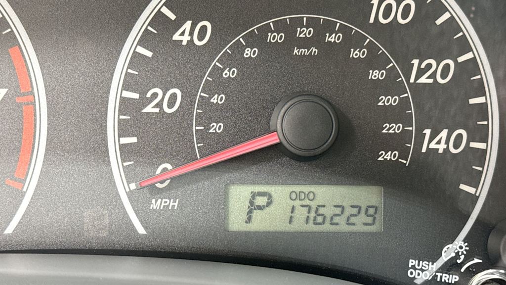 2009 Toyota Corolla LE 16