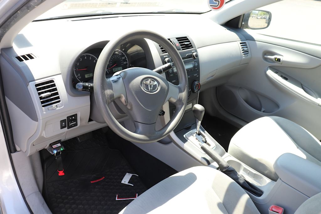 Thumbnail: 2010 Toyota Corolla - 2