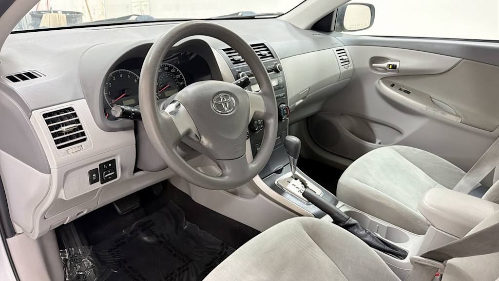 Thumbnail: 2010 Toyota Corolla - 2