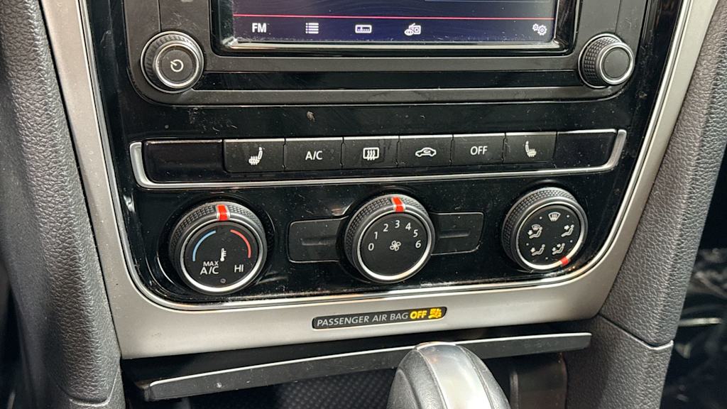 2019 Volkswagen Passat Wolfsburg Edition 28