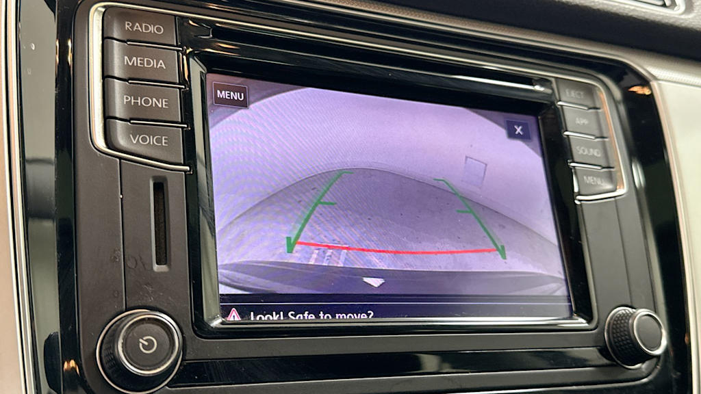 2019 Volkswagen Passat Wolfsburg Edition 27