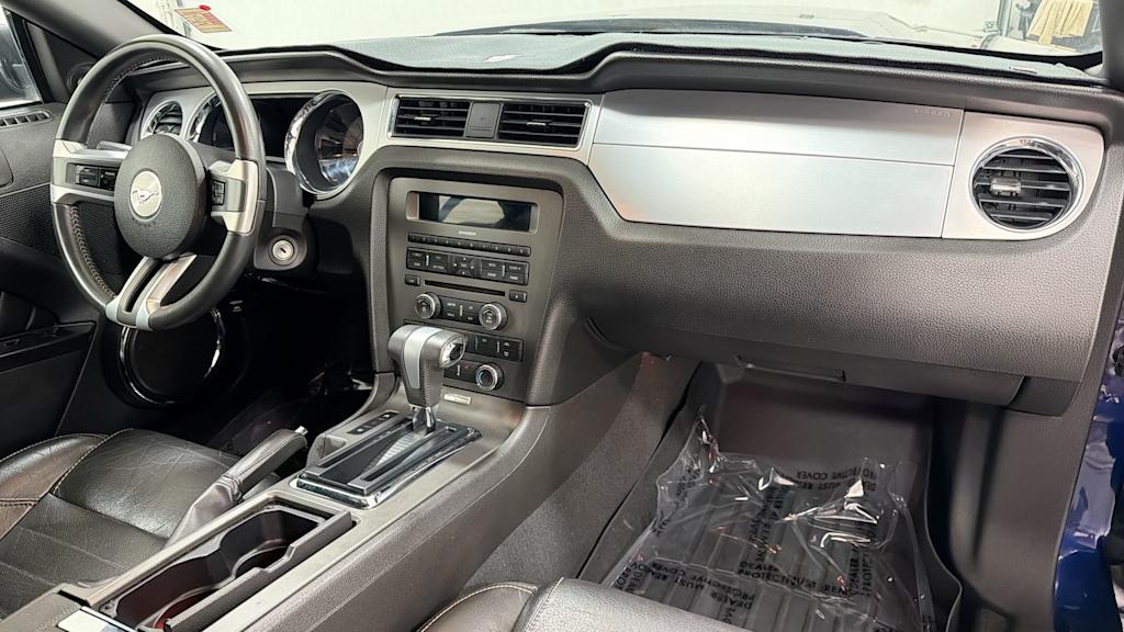 Thumbnail: 2010 Ford Mustang - 13