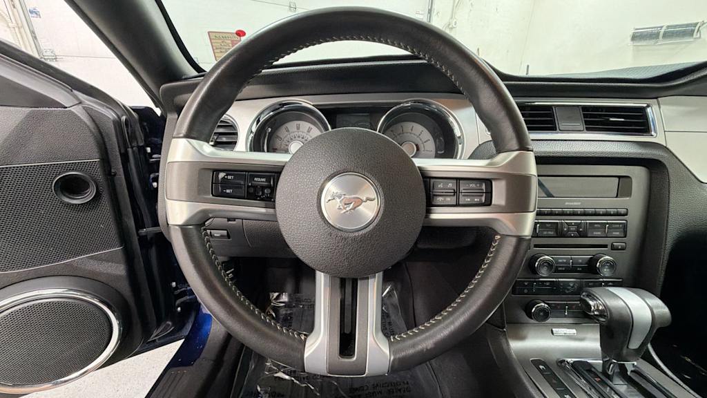 Thumbnail: 2010 Ford Mustang - 9