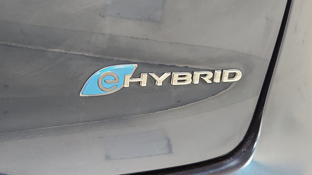 Thumbnail: 2023 Chrysler Pacifica - 5