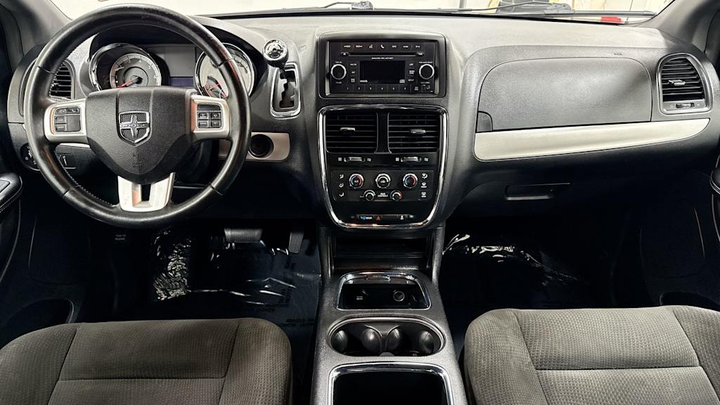Thumbnail: 2015 Dodge Grand Caravan - 14