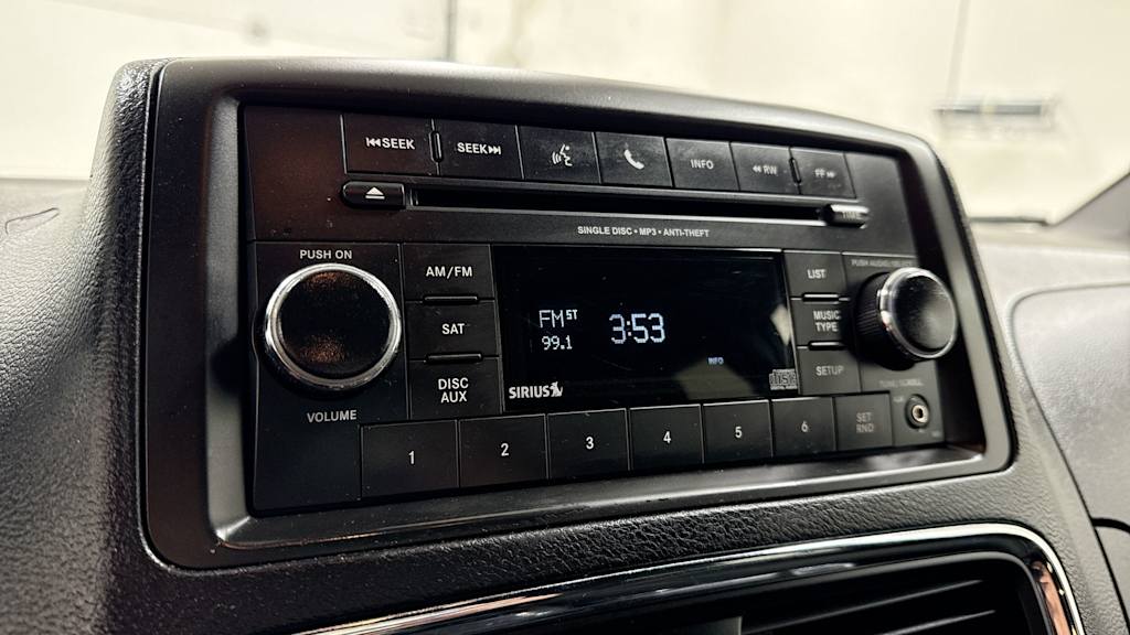 Thumbnail: 2015 Dodge Grand Caravan - 15