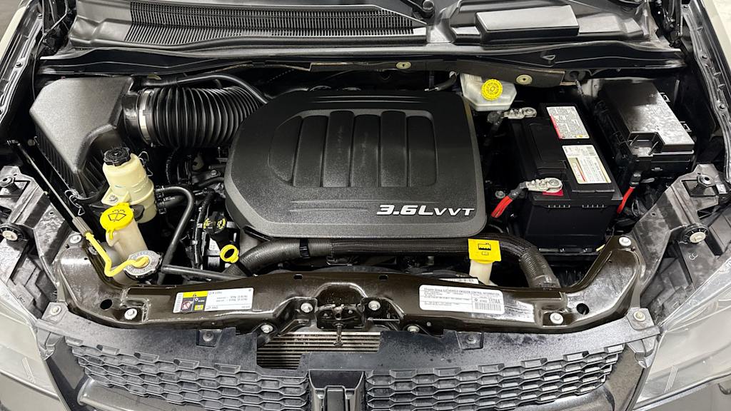 Thumbnail: 2015 Dodge Grand Caravan - 9