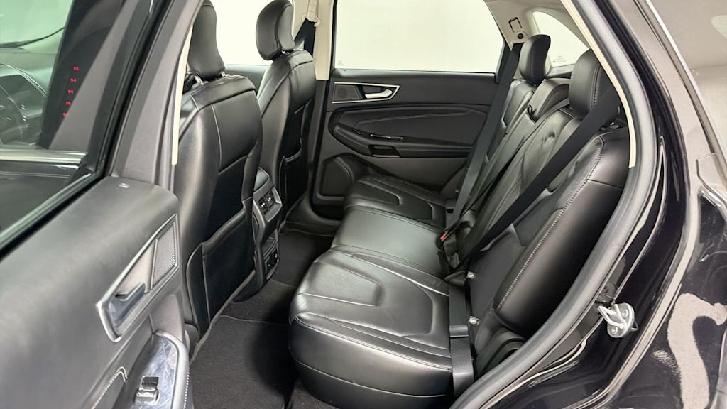Thumbnail: 2019 Ford Edge - 13