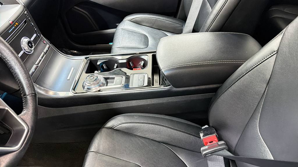 Thumbnail: 2019 Ford Edge - 12