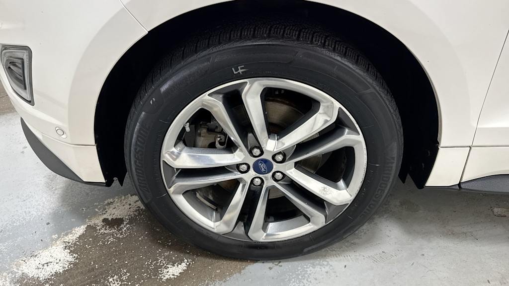 Thumbnail: 2015 Ford Edge - 7