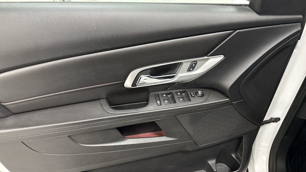 Thumbnail: 2017 GMC Terrain - 26