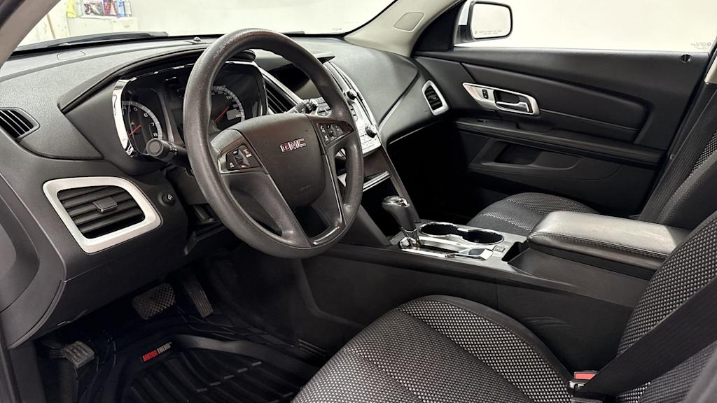 Thumbnail: 2017 GMC Terrain - 2