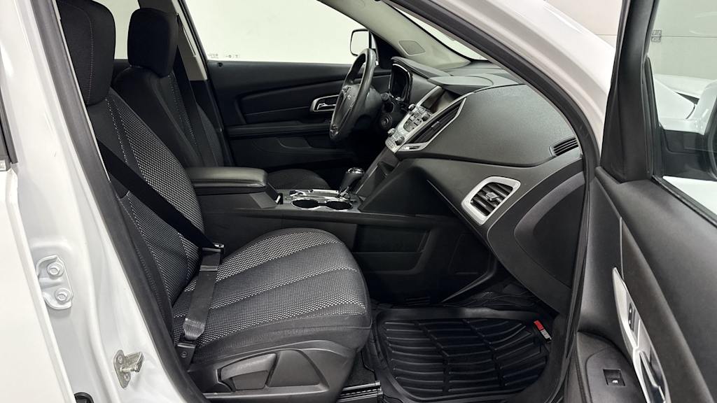 Thumbnail: 2017 GMC Terrain - 30