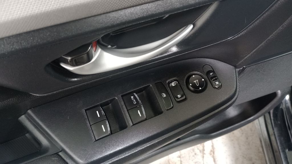 2019 Honda CR-V LX 26