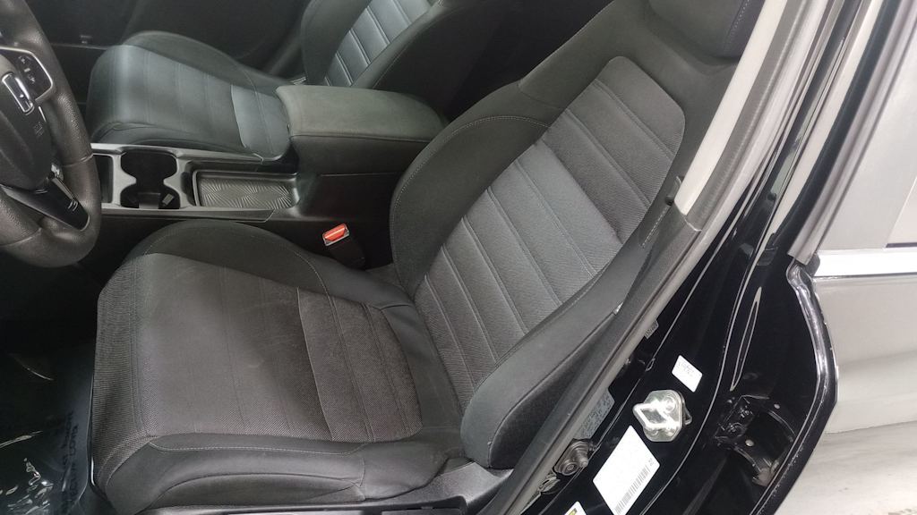 2019 Honda CR-V LX 9