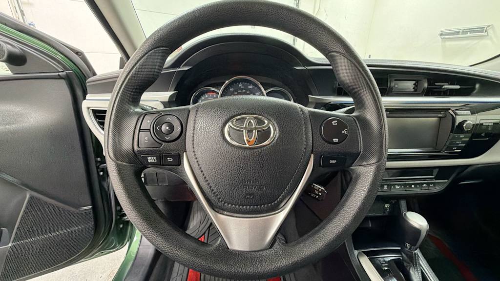 Thumbnail: 2014 Toyota Corolla - 10