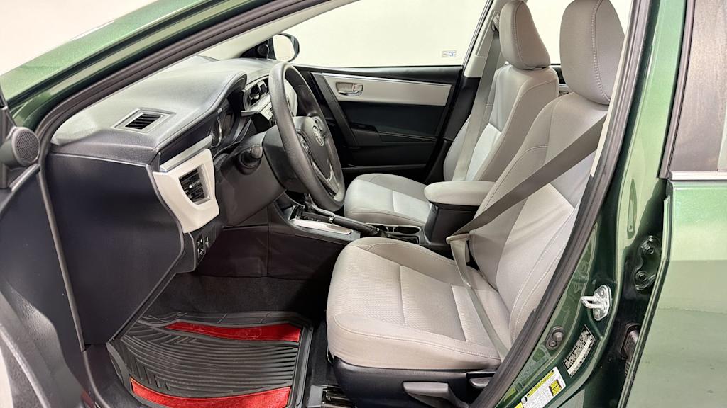 Thumbnail: 2014 Toyota Corolla - 11
