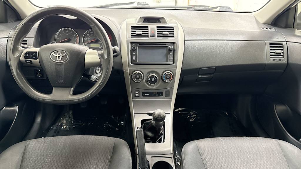 Thumbnail: 2013 Toyota Corolla - 13
