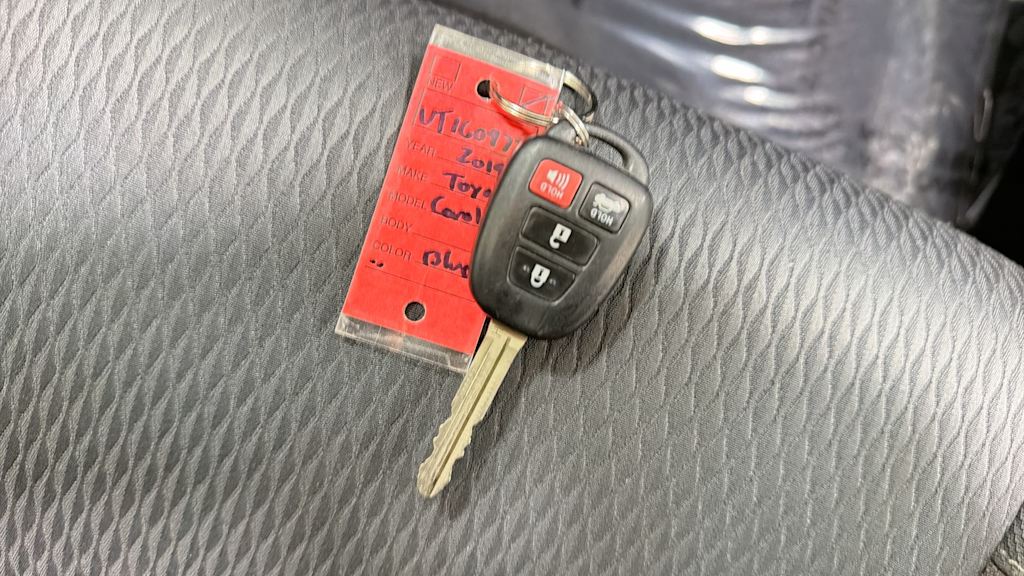 Thumbnail: 2019 Toyota Corolla - 17