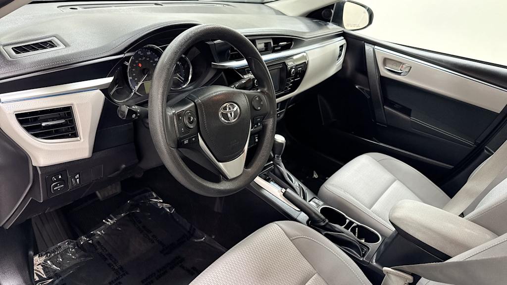 Thumbnail: 2014 Toyota Corolla - 2