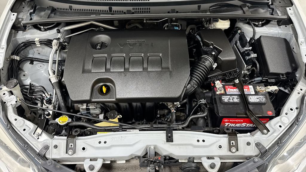 Thumbnail: 2014 Toyota Corolla - 8