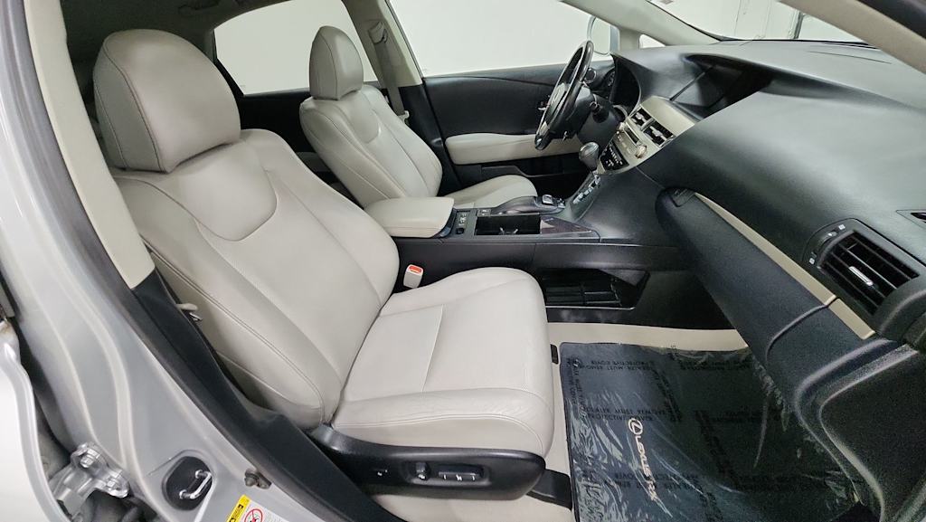 Thumbnail: 2015 Lexus RX - 32