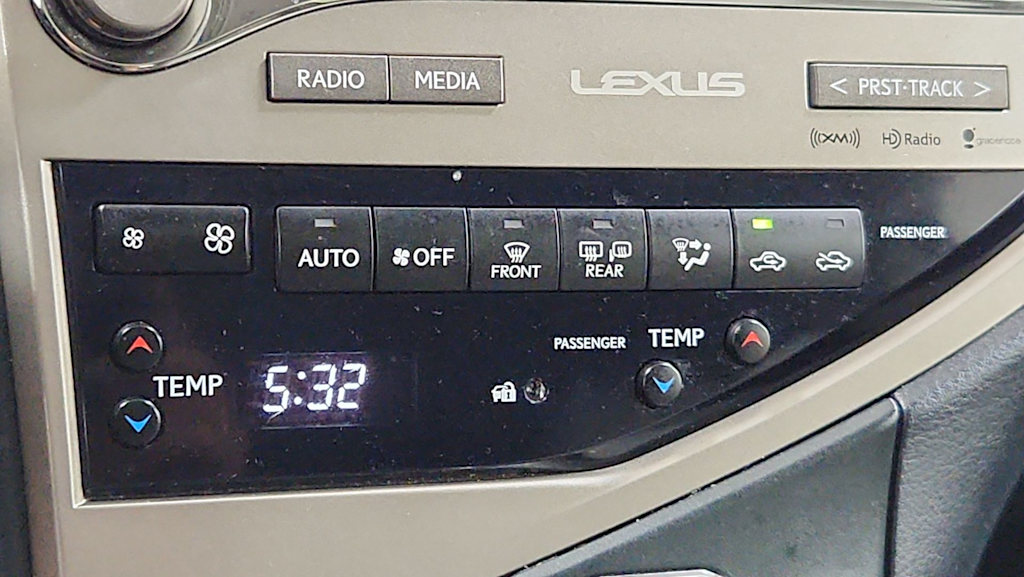 Thumbnail: 2015 Lexus RX - 29