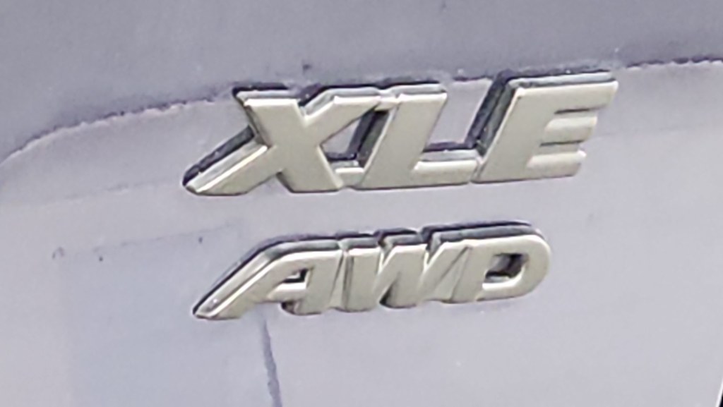 Thumbnail: 2023 Toyota RAV4 - 32