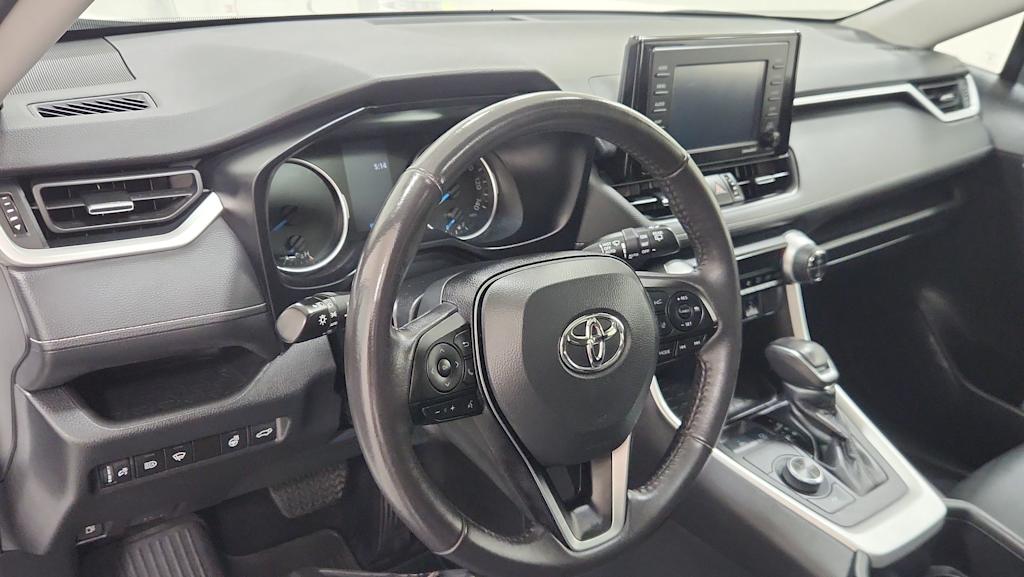 Thumbnail: 2022 Toyota RAV4 - 2