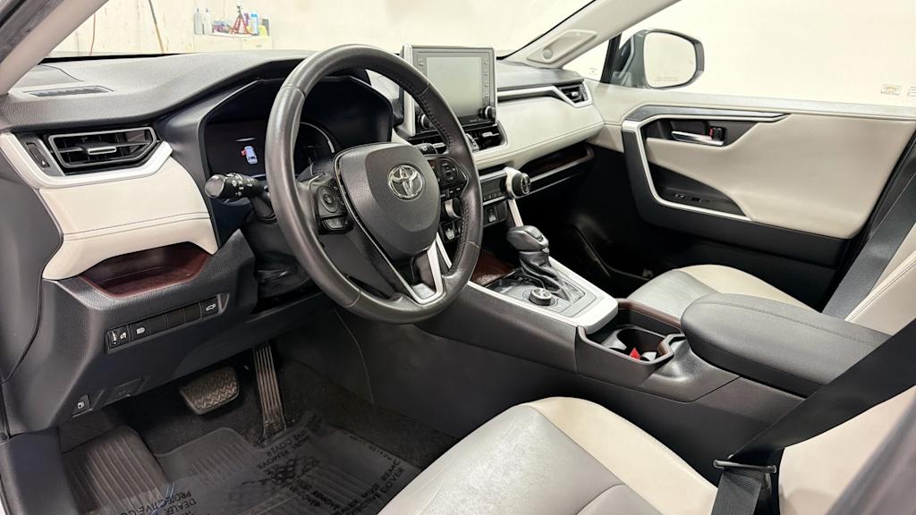 Thumbnail: 2021 Toyota RAV4 - 2