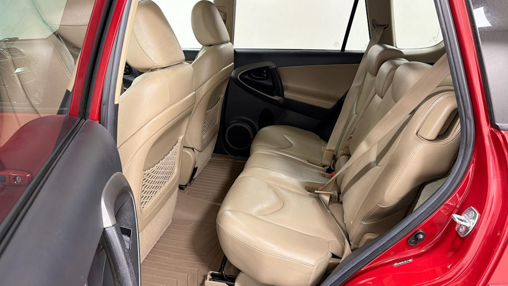 Thumbnail: 2011 Toyota RAV4 - 12