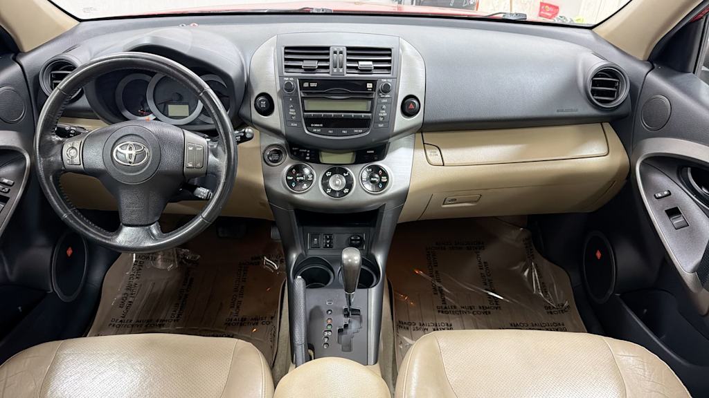 Thumbnail: 2011 Toyota RAV4 - 13