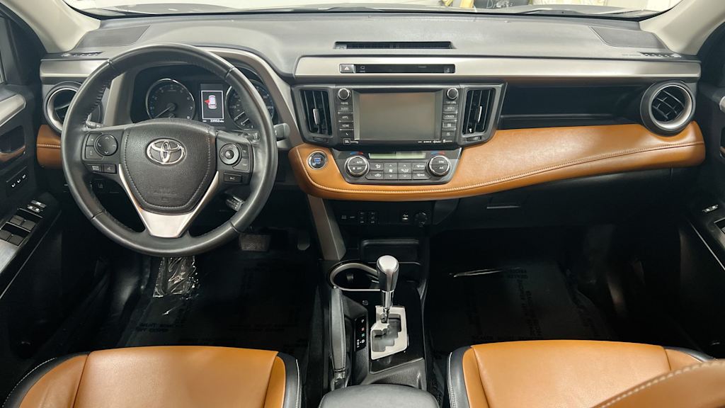 2016 Toyota RAV4 Limited 14